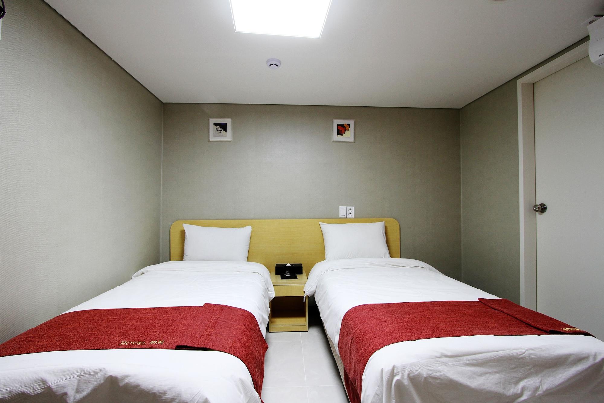 Hotel Cozy Myeongdong Сеул Экстерьер фото