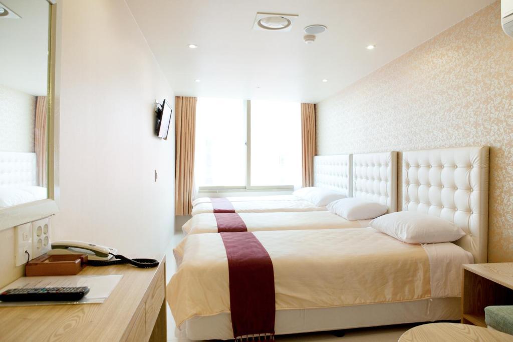 Hotel Cozy Myeongdong Сеул Номер фото